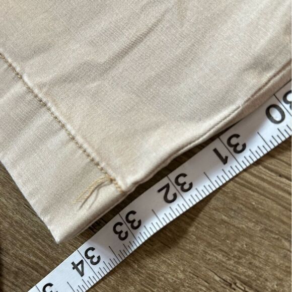 Vineyard Vines Breaker Pants in Khaki Tan Size: 34W x 34L - Picture 7 of 10